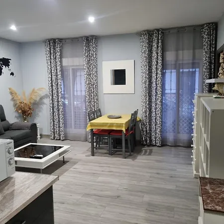 Deluxe Family Triana * Sevilla