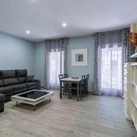 Apartmán Deluxe Family Triana *
