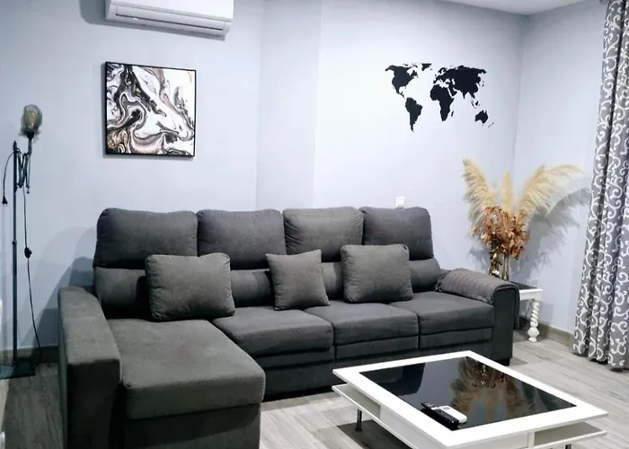 Deluxe Family Triana Апартаменты Севилья