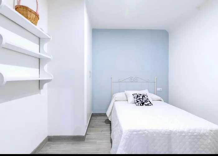 Deluxe Family Triana Апартаменты Севилья