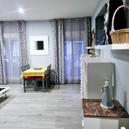 Deluxe Family Triana *